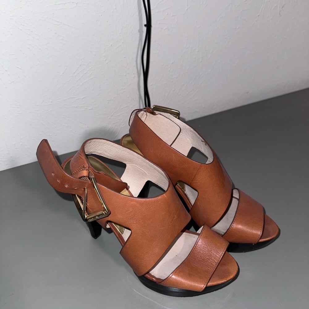 Micheal Kors heels